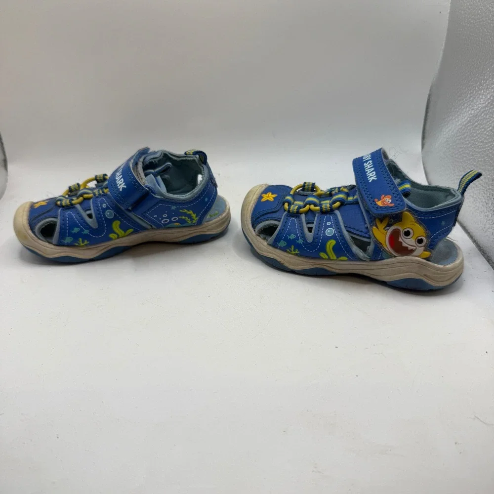 Baby Shark Toddler Boys Blue Closed Toe Fisherman Sandals Size 6